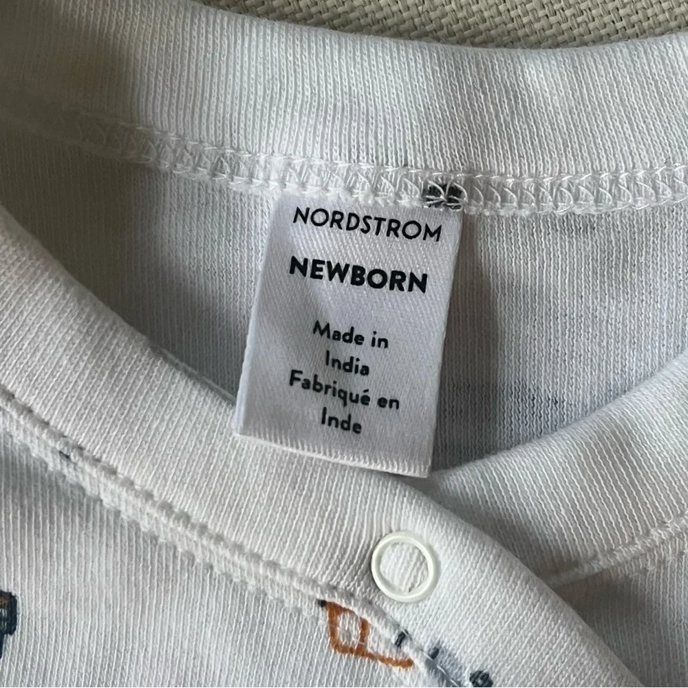 Nordstrom Baby White Baby One Piece with Vehicle Print Newborn